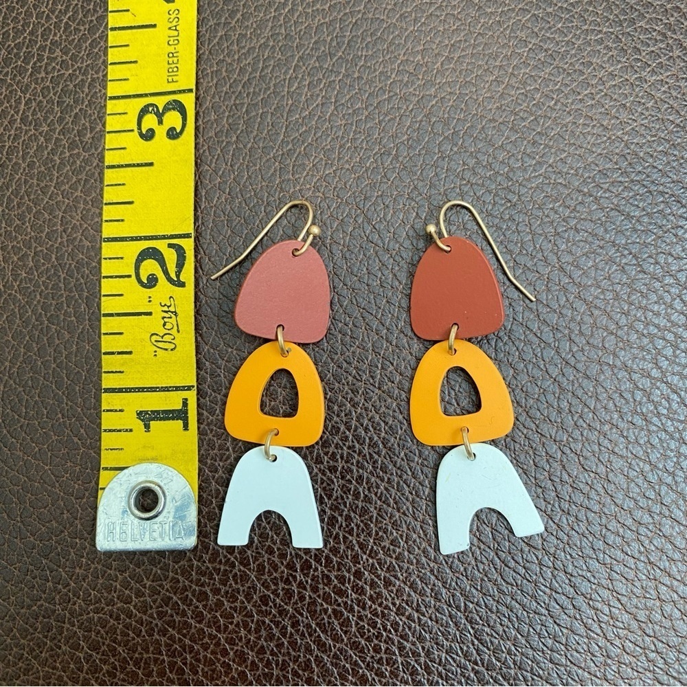 Universal Thread Drop Earrings. - Picture 6 of 6